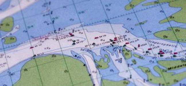 Que chercher sur une carte des fonds marins ?
