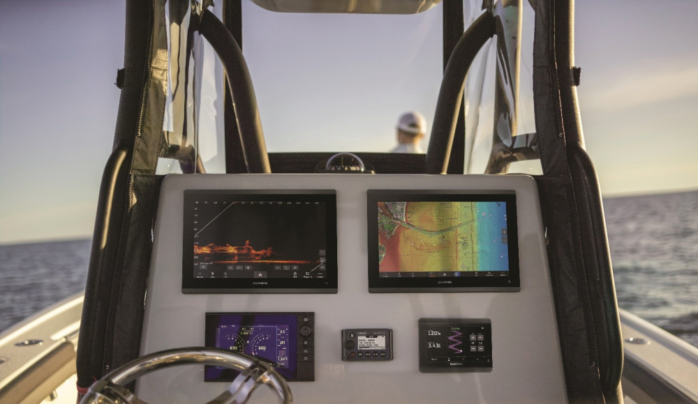 Et voici LiveScope™ XR, le nouveau sondeur à balayage en temps réel signé Garmin !